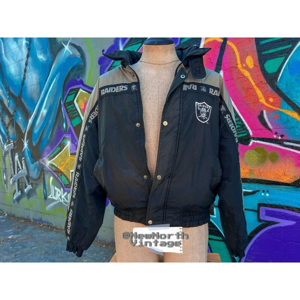 OAKLAND RAIDERS NFL Vintage Puffer Jacket Size XL - Picture 4 of 9